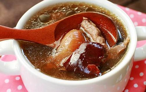 心悸患者吃什么好？四款安神寧心的菜譜推薦