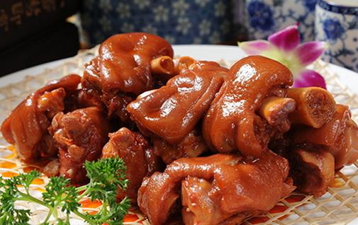 多吃豬蹄可以美容嗎?揭密常見的8大飲食謊言