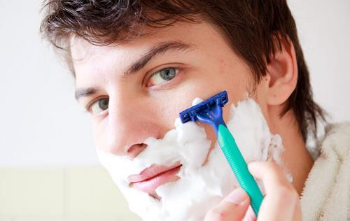 男人剃須避免幾個誤區 必知剃須小貼士
