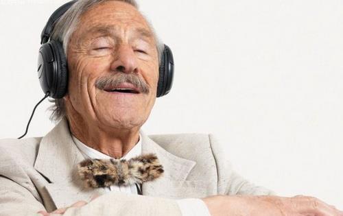 老人防心臟病可學樂器