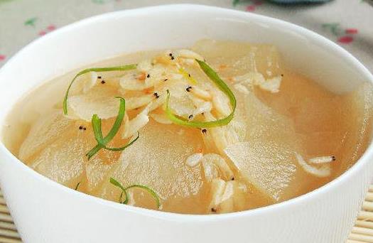 四款冬天養(yǎng)胃滋補的美味養(yǎng)生湯推薦