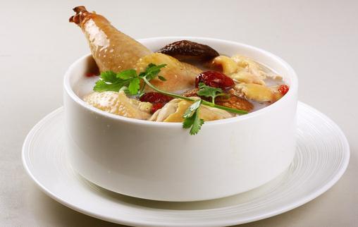 雞肉PK雞湯 哪個(gè)的營養(yǎng)價(jià)值更勝一籌