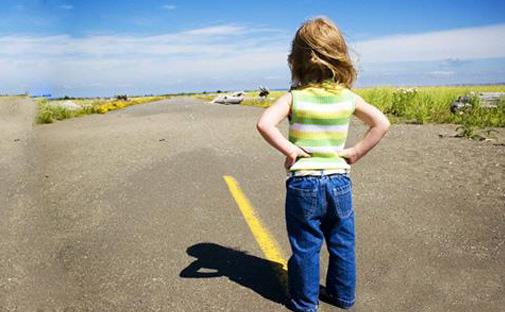 如何幫孩子擺脫膽小自卑?