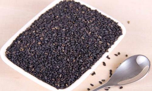 脫發(fā)怎么辦 治療脫發(fā)的五種食物推薦