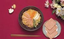 方便面+火腿腸=高血壓？ 到底方便面怎么吃好