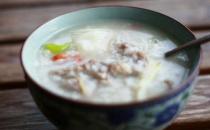 胃不好冬季吃什么好？三類養(yǎng)胃肉粥讓你遠離胃病