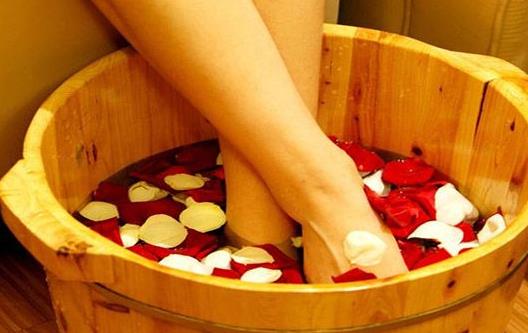 冬季泡腳要注意的四個(gè)要點(diǎn)