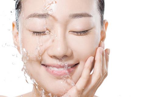 電腦一族保養皮膚的方法