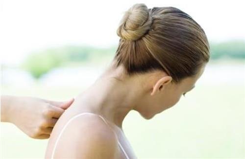 白領經常按“三脖”有益健康