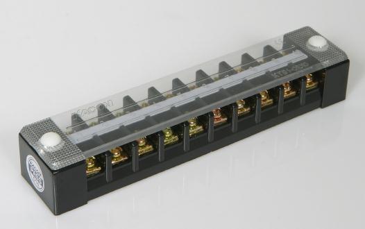 接線板的清潔與保養(yǎng)-接線板的選購技巧