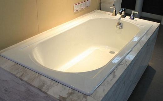鑄鐵浴缸和亞克力浴缸的區別有哪些?