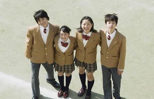 中學生早戀的類型及防范初探