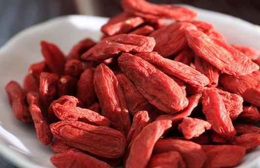 挑選枸杞時該注意什么