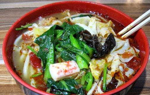 警惕:常吃麻辣燙小心引發(fā)癌變