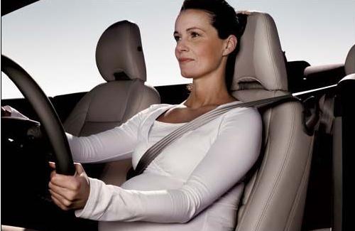 準(zhǔn)媽媽開(kāi)車有禁忌 9大準(zhǔn)則出行要牢記