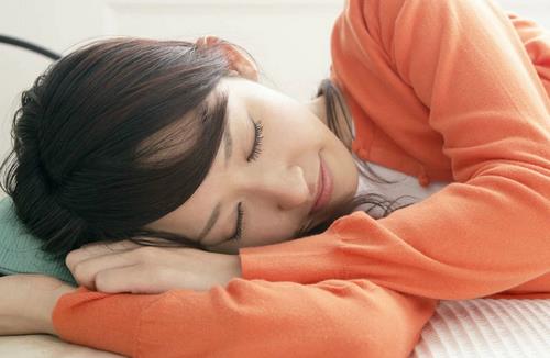 辦公族必備的8個健康午休方法