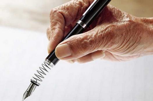 老人為什么會手抖 怎么做才好