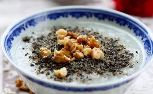 脫發(fā)吃什么好?教你三類脫發(fā)的食療方法