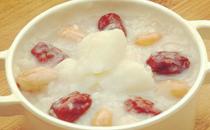 女性氣血不足影響容貌 吃什么補氣血好？