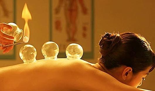 拔火罐的時(shí)候要小心皮膚感染