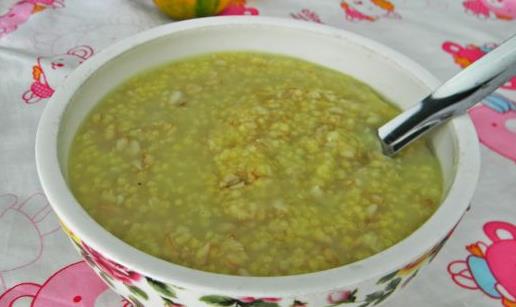 白領失眠吃什么好？8種助眠飲品推薦