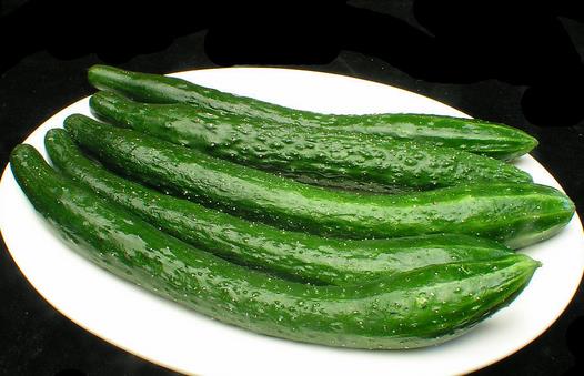 秋季皮膚干燥吃什么？15種補(bǔ)水食物推薦