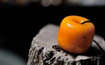 蜜蠟如何鑒別？蜜蠟價(jià)格如何？