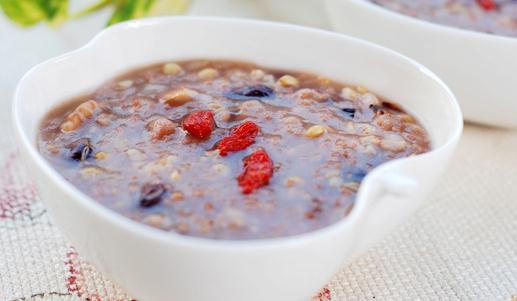 各地習(xí)俗很不同 臘八時(shí)節(jié)各地區(qū)都吃什么