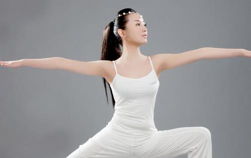 豐胸運動與美食 打造渾圓美胸