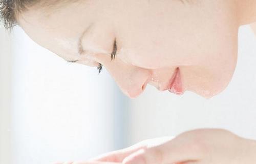 驅逐肌膚“黃氣”有妙招