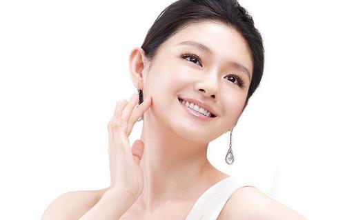 美女們的冬季美容護膚方法