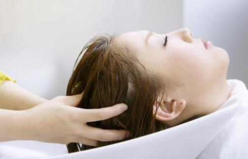 秋季去屑 解決頭屑煩惱