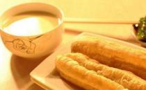 油條配豆?jié){？這4種常見的早餐吃法不健康