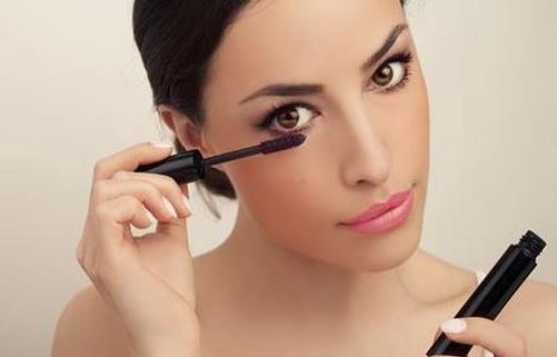 菜鳥必學 6步睫毛新刷法