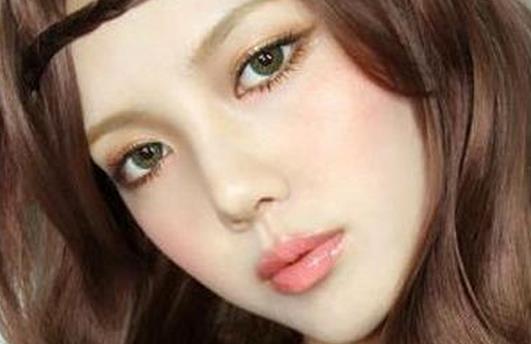 淡粗眉咖啡眼 韓式乖巧妝