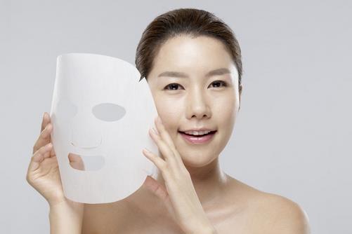 保濕有奇招,面膜來相助