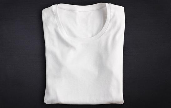 白色衣服被染色了怎么辦？