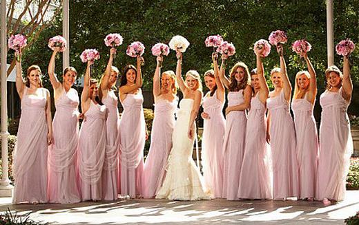 伴娘應該怎么穿?伴娘服飾搭配技巧