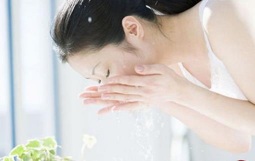 皮膚保養四步曲 肌膚不再暗沉