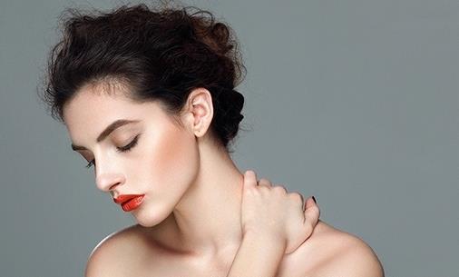 兩種眉毛移植的優(yōu)缺點(diǎn)