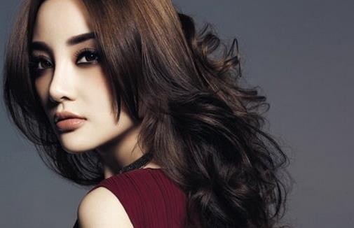 怎樣擁有明星般艷麗紅唇?