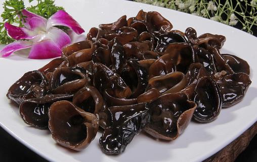 女人貧血易變“黃臉婆” 預防缺鐵性貧血吃啥好？