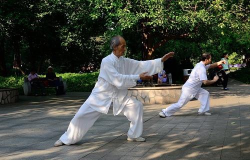 退休后怎么養(yǎng)生運(yùn)動(dòng)