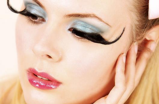 如何才能化妝又護膚呢