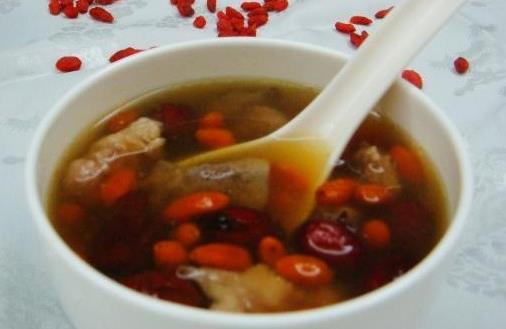 春天應(yīng)養(yǎng)肝 四款護肝美味湯推薦