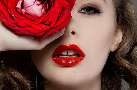 7個小技巧,輕松玩轉唇妝