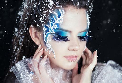 美妝工具:適合女生的睫毛膏