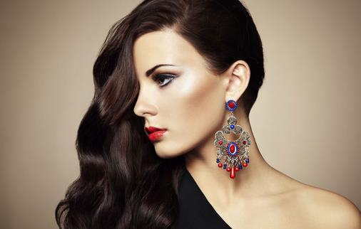 秋季做好頭發護理 解決干枯