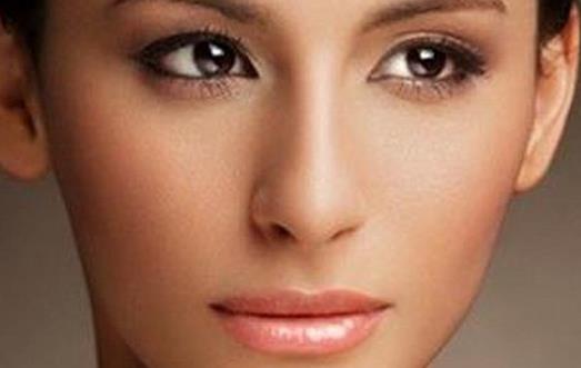 快速瘦臉的方法