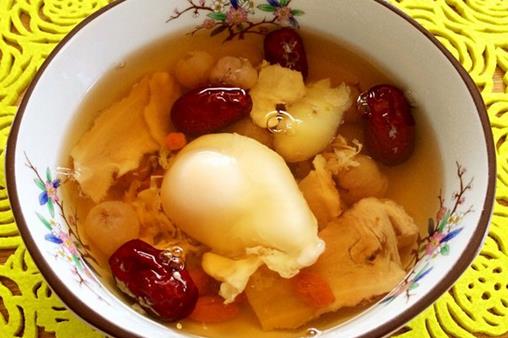 吃什么養顏補水?美容養顏的食物有哪些?